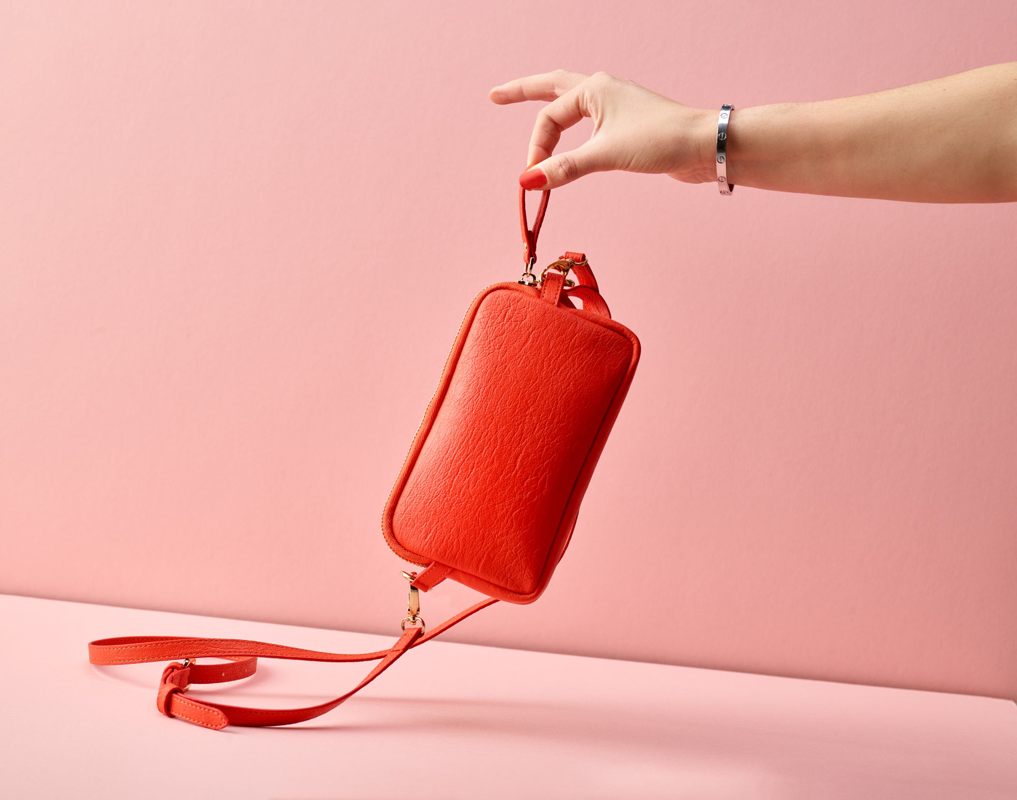 Flossy Single Compartment Cross Body Bag
