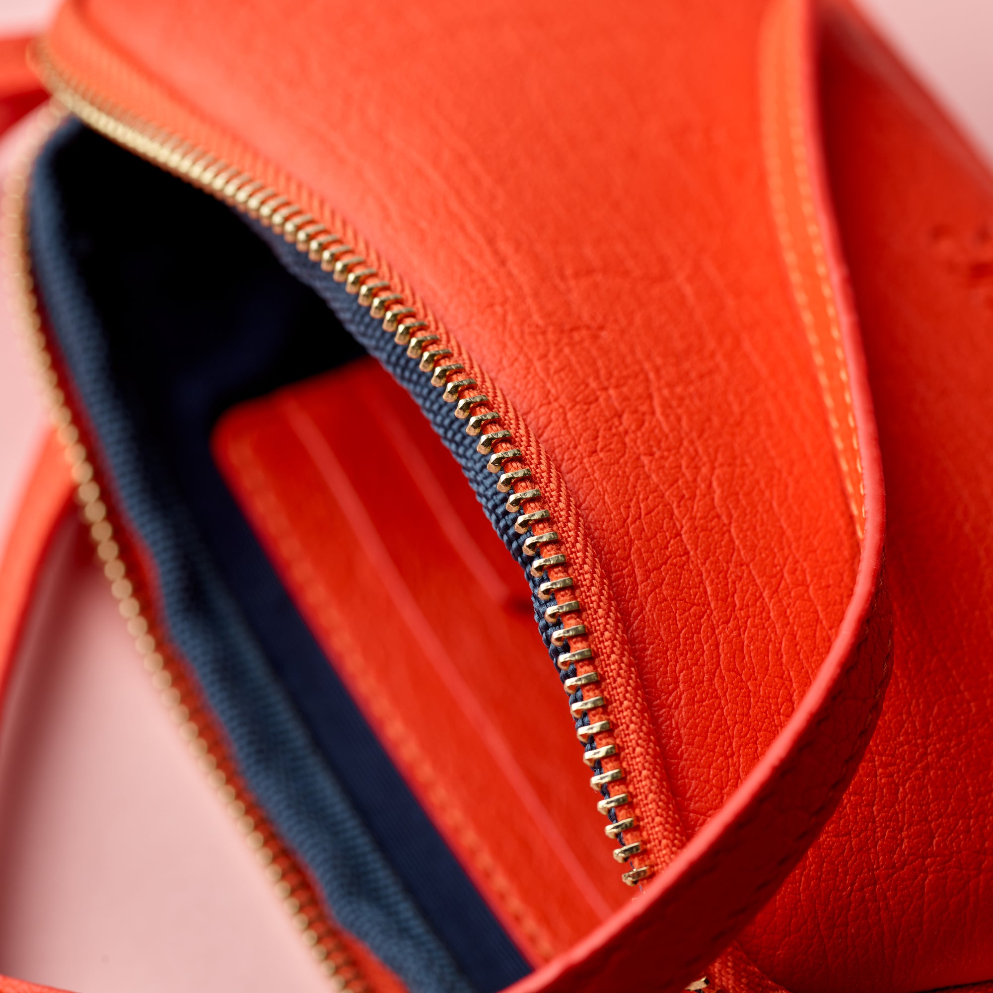 Flossy Single Compartment Cross Body Bag