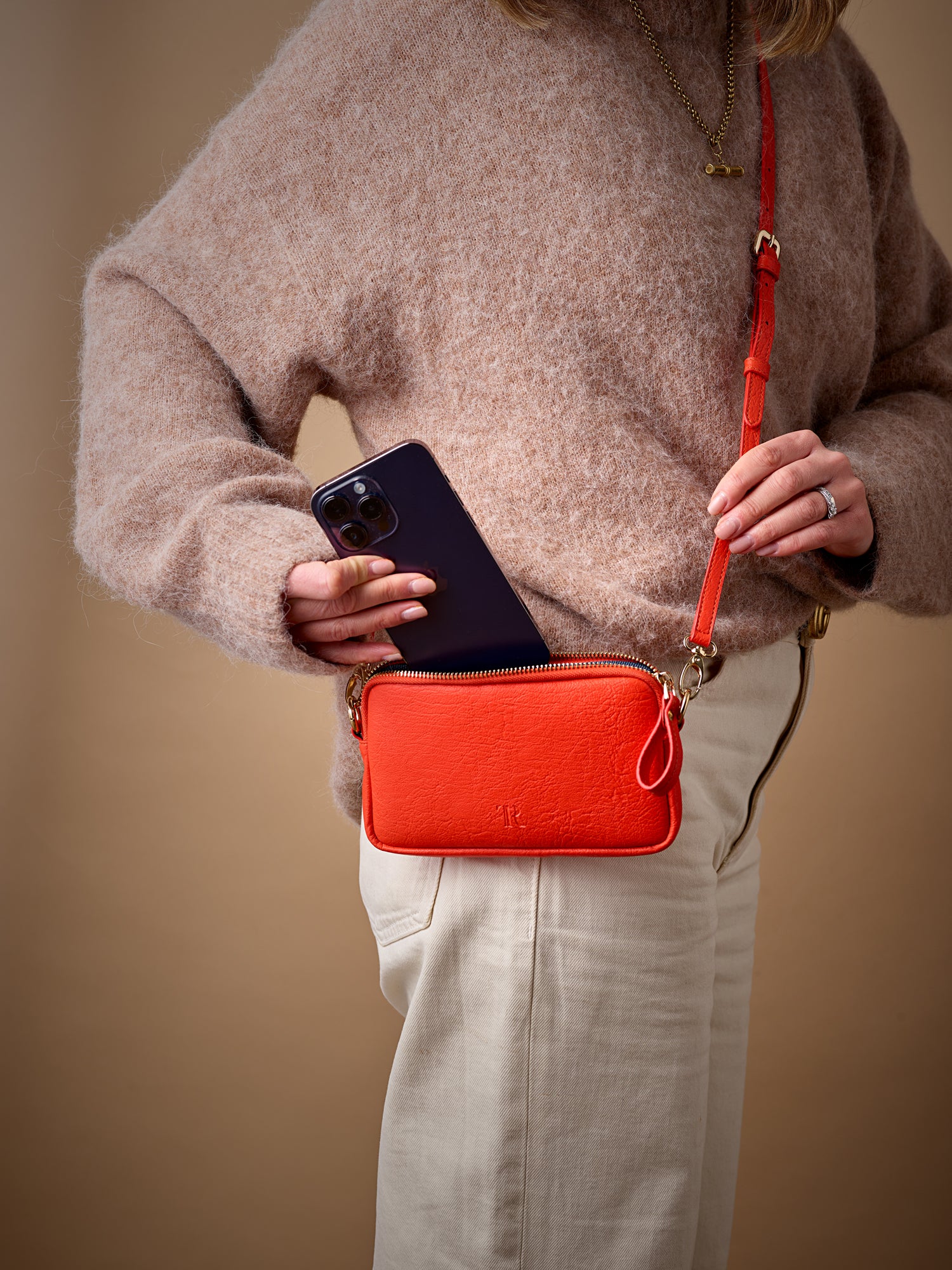 Flossy Single Compartment Cross Body Bag